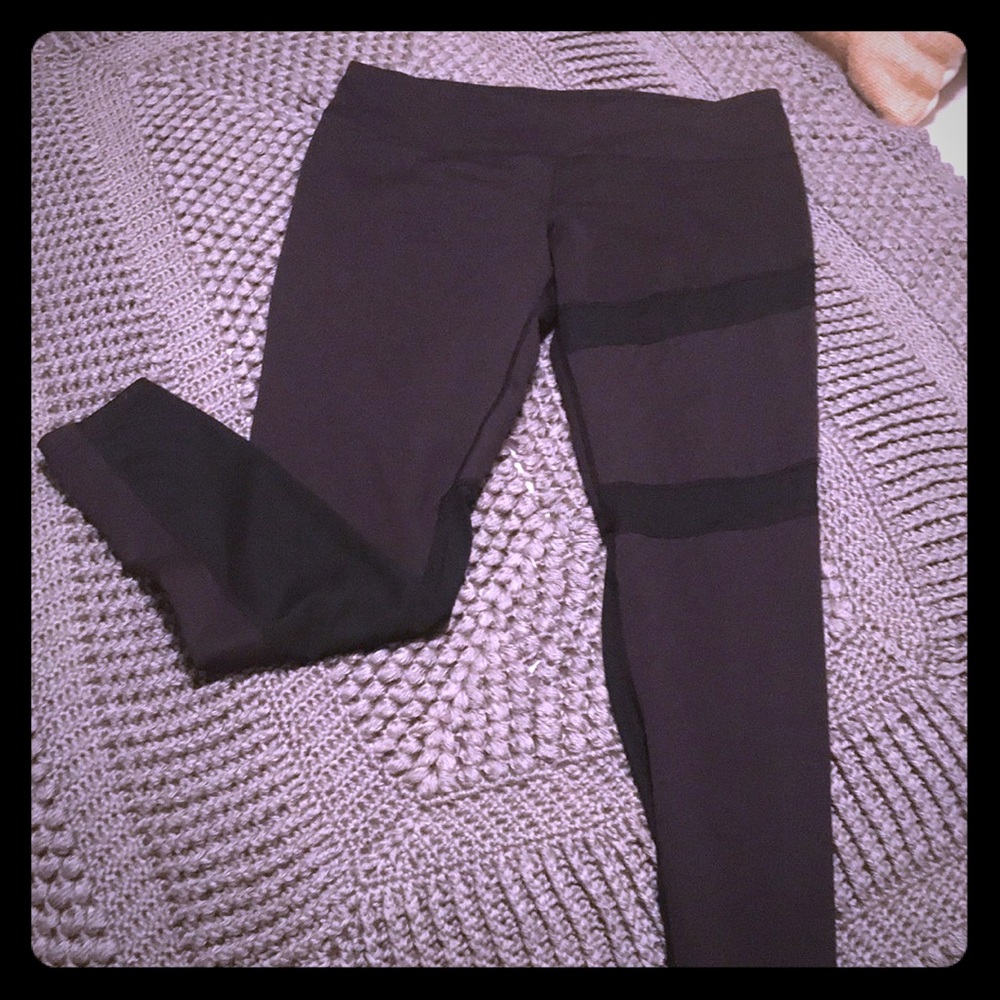 Zyia Active Black Mesh Leggings - Medium
